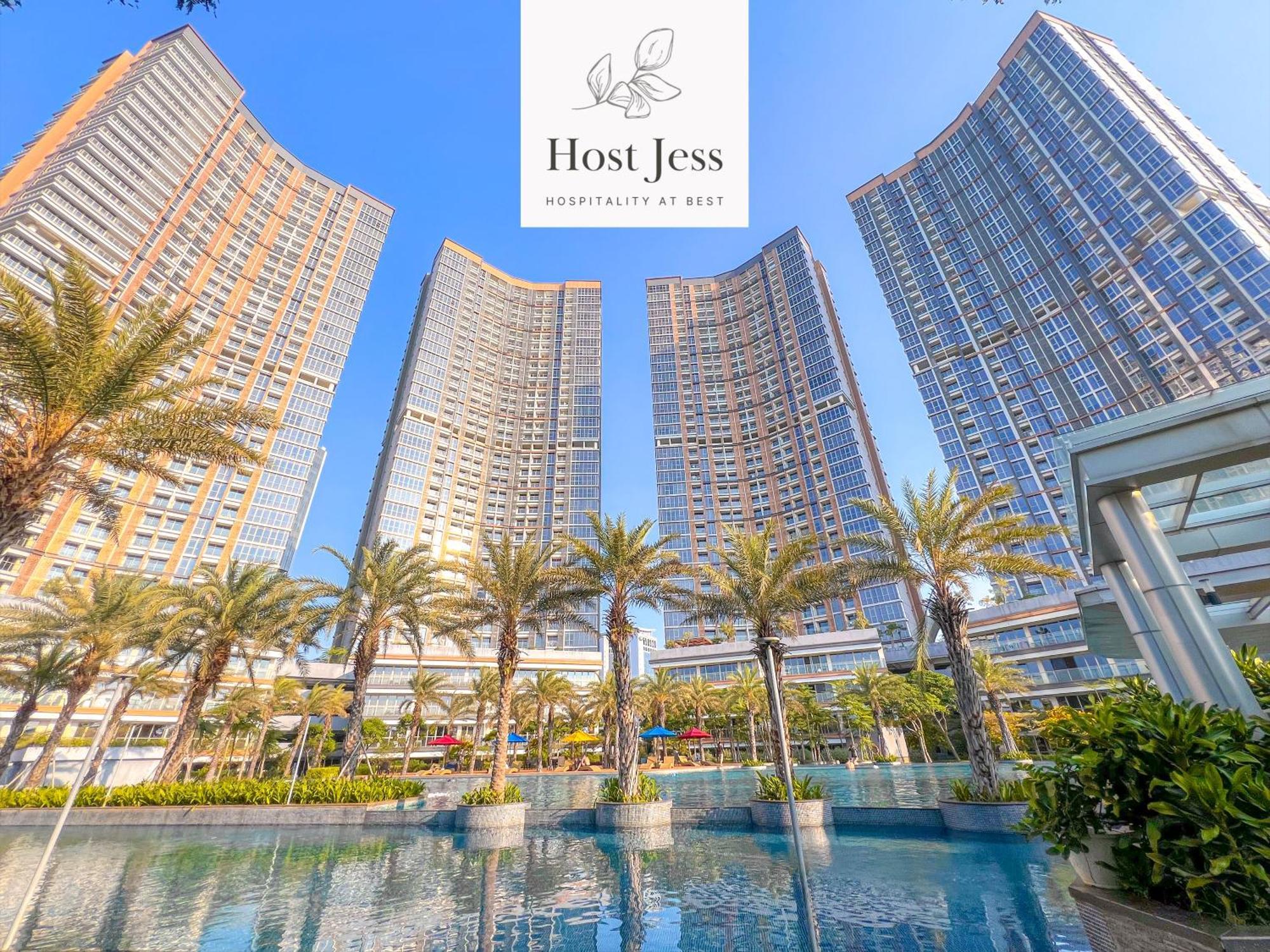 Gold Coast Pik Apartments By Host Jess Джакарта Экстерьер фото
