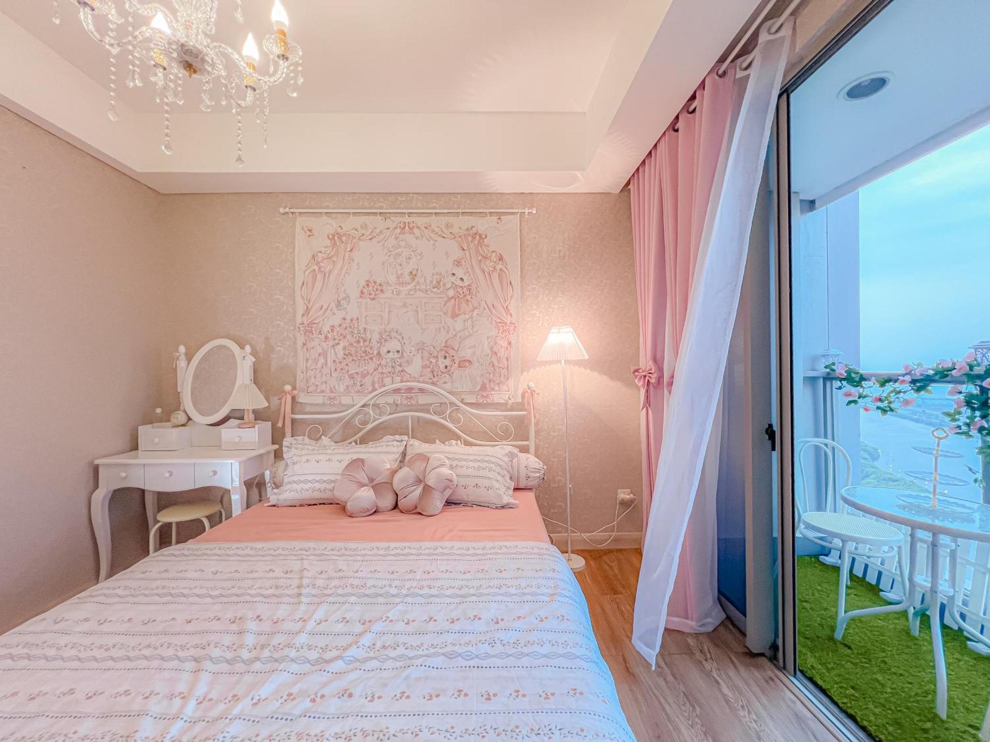 Gold Coast Pik Apartments By Host Jess Джакарта Экстерьер фото